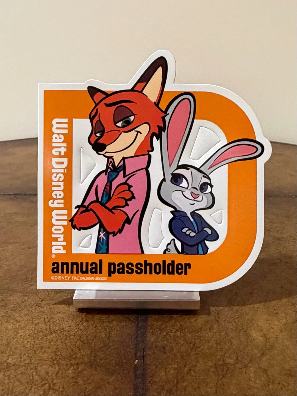 New 2026 Authentic Disney World Annual Passholder Zootopia Nick & Judy Magnet